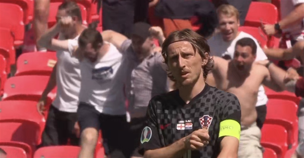 而叙利亚则 而叙利亚则